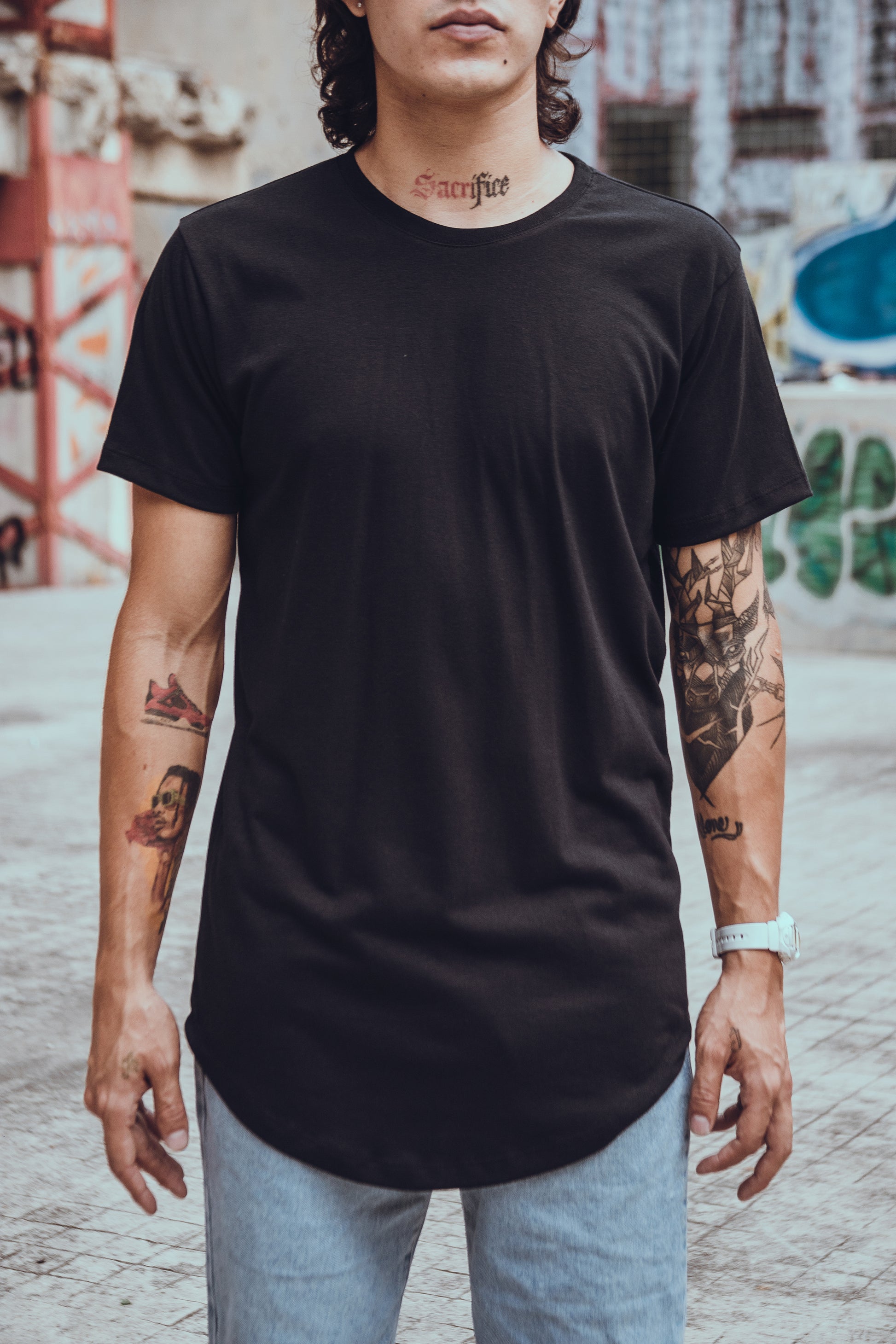 PLAYERA LONG FIT, Camisetas Oversize, Ropa Oversize, Playeras Holgadas, Playeras de Algodon, Ropa Urbana, Street Wear, Tshirt Oversize, Camisetas largas, Playera de Moda Larga, Playeras long fit de Algodon, Playera H&M, Playera Zara, Playera con curva