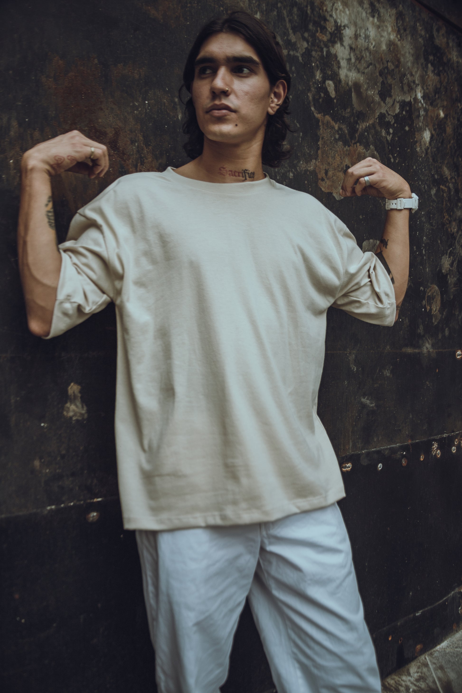 PLAYERA OVERSIZED BEIGE
