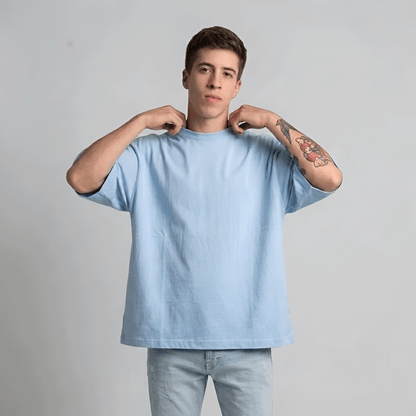 camiseta manga corta oversize azul cielo