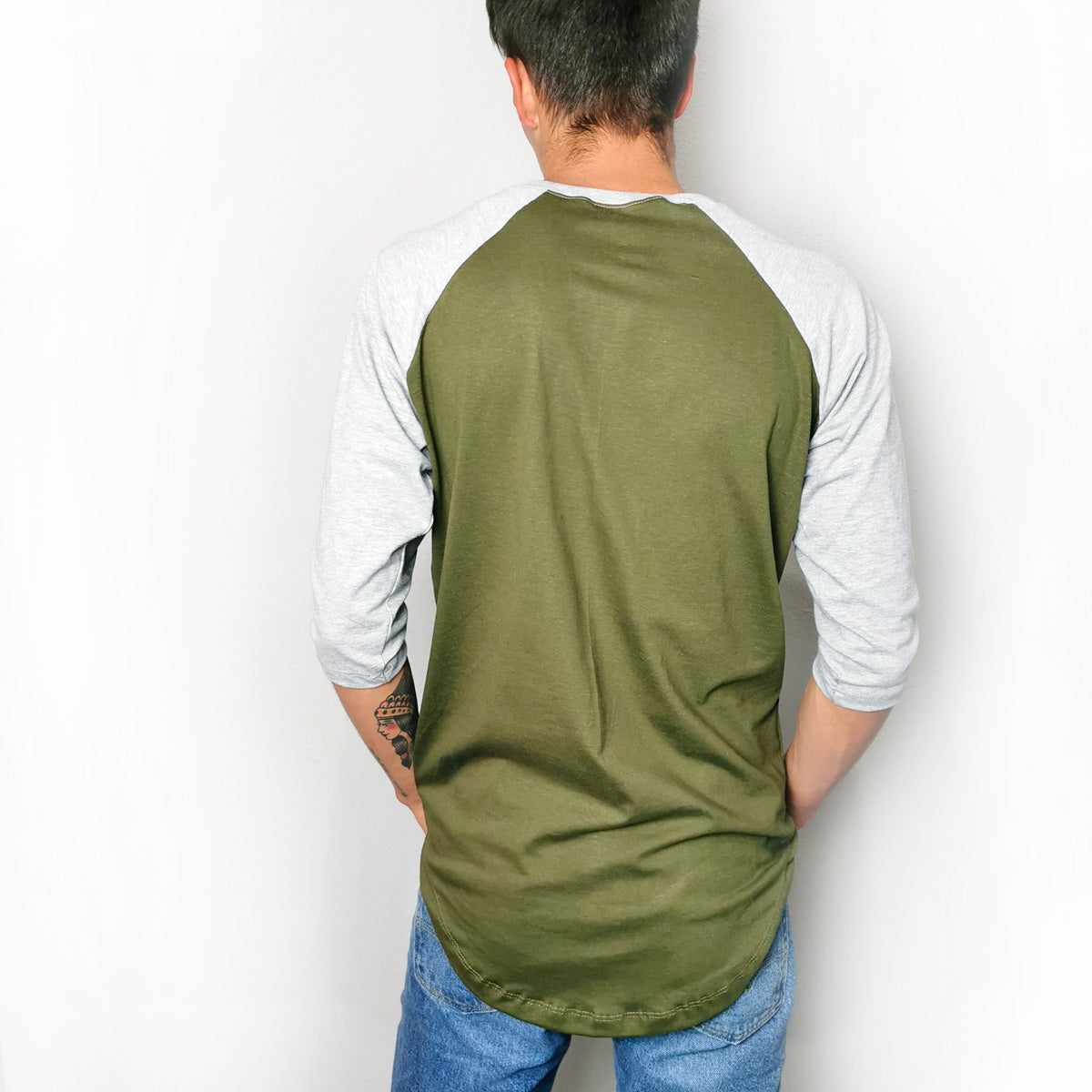 Playera Raglan Long Fit Verde Gris